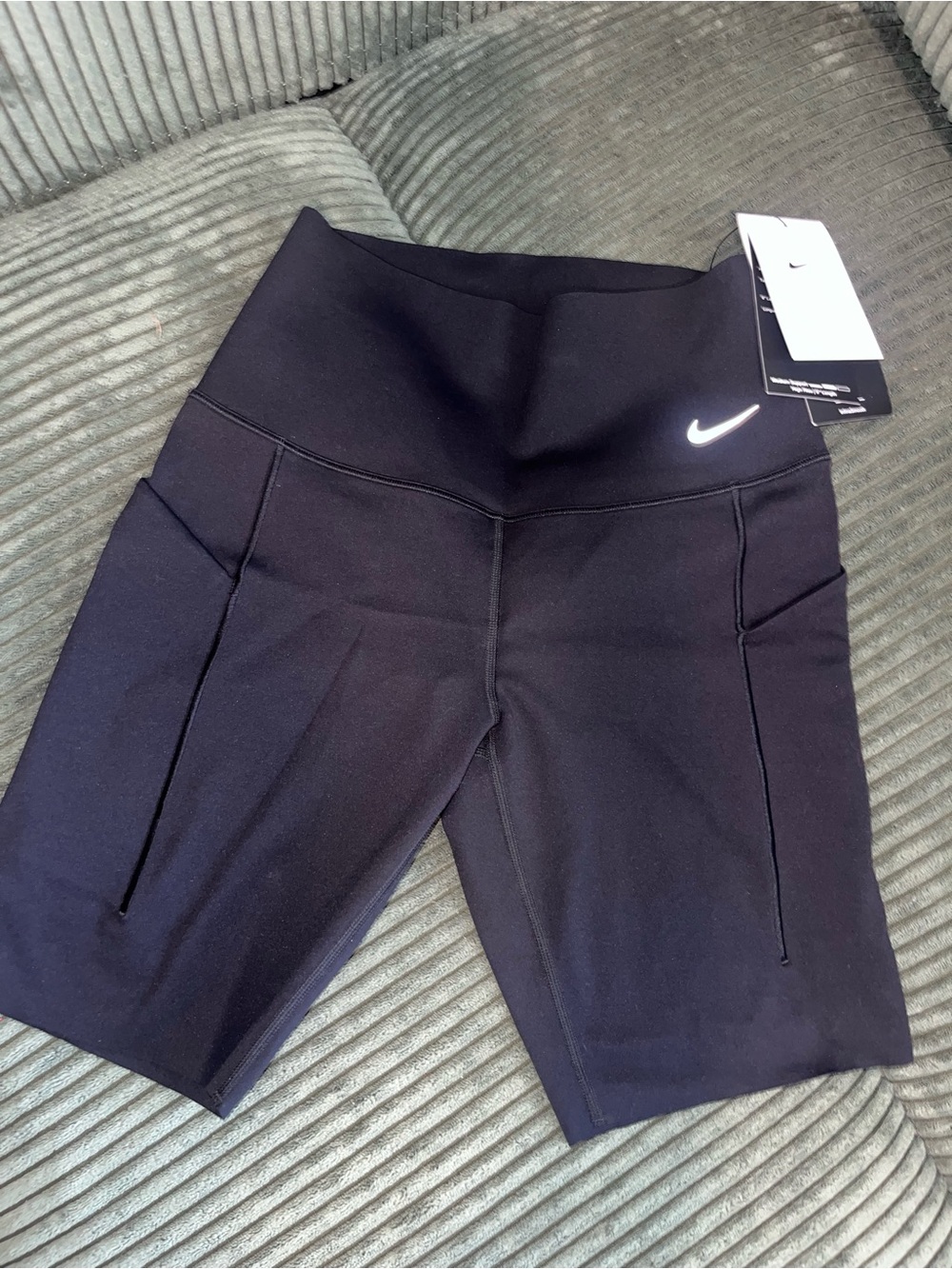 Nike Universa High Rise Training Biker Shorts Running Leggings 8” New NWT Small